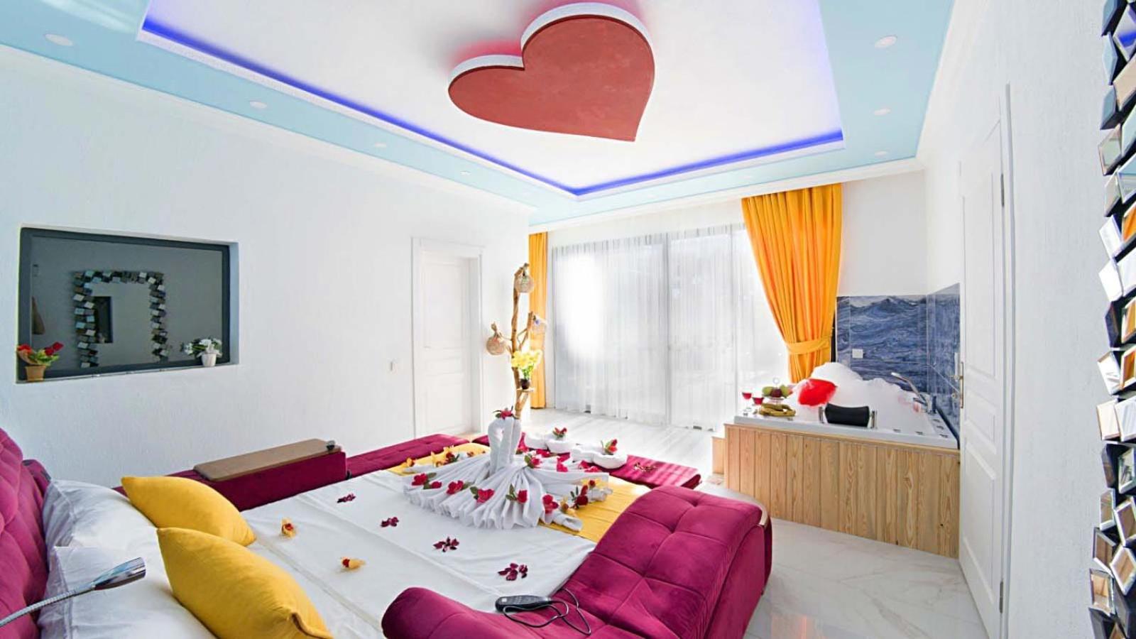 Villa Elif Uezuemlue Kaş Luaran gambar