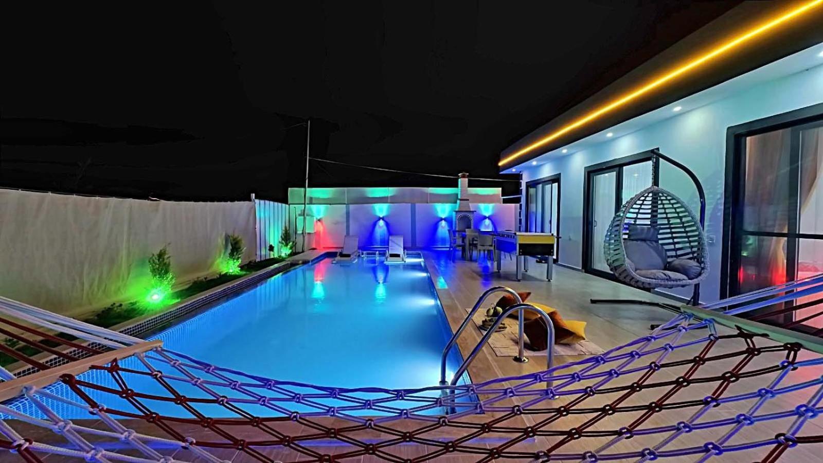Villa Elif Uezuemlue Kaş Luaran gambar