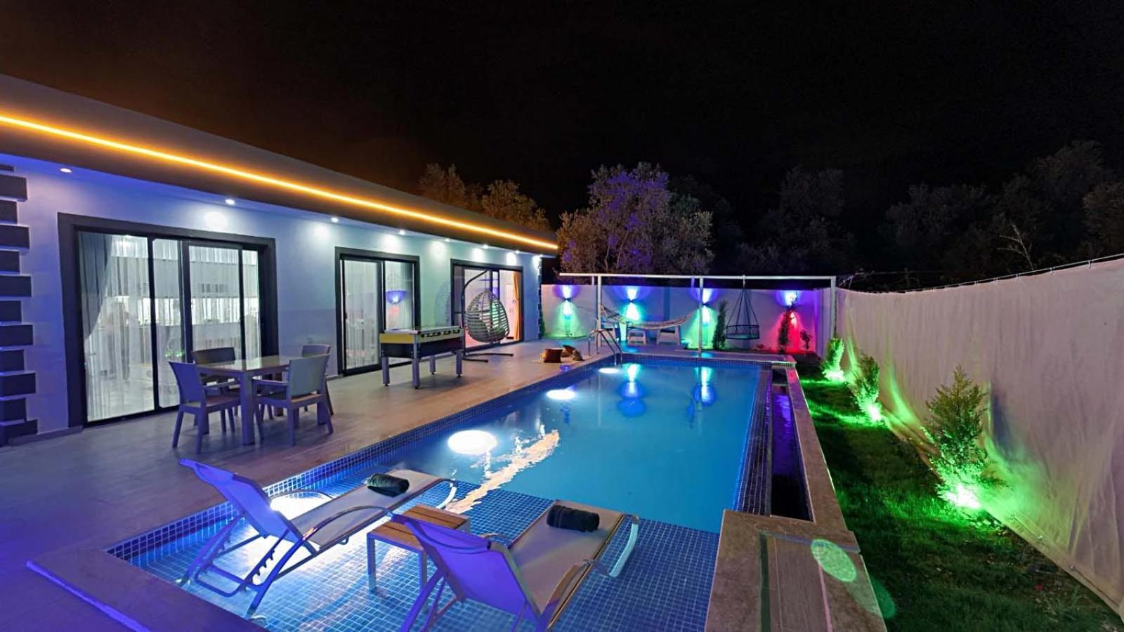 Villa Elif Uezuemlue Kaş Luaran gambar